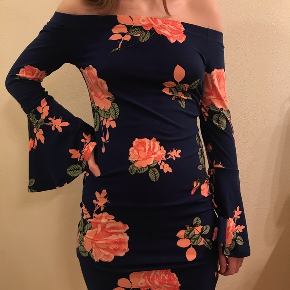 feathers Dresses & Skirts - Cute Floral Dress